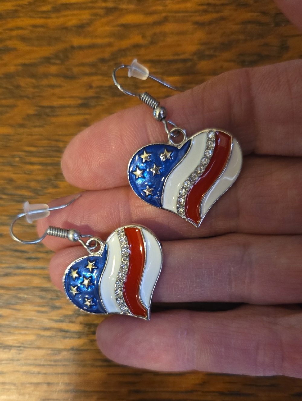 ♦️Heart Shaped Patriotic Red White & Blue Earrings FINAL PRICE - Picture 4 of 8